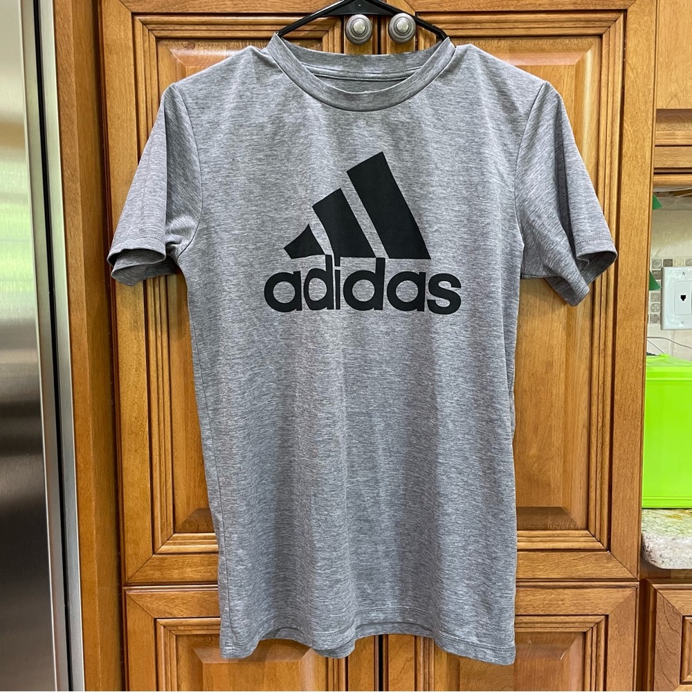 Adidas boy performance T shirt (size L for 14 years old)